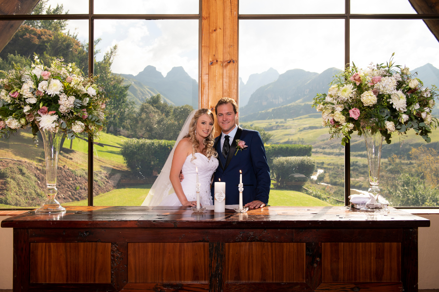 Cathedral Peak Hotel - Wedding Venues Drakensberg