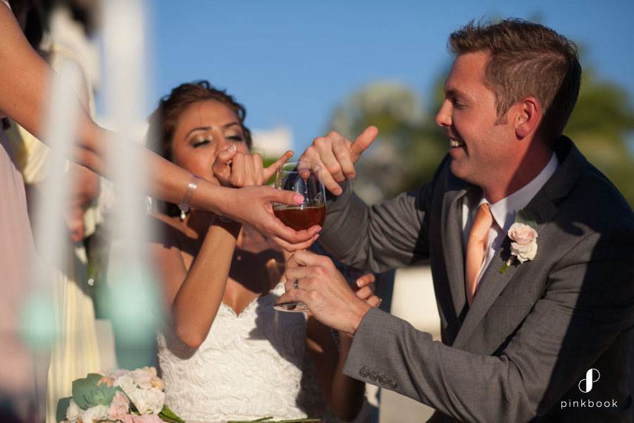 wedding traditions honeyed kiss